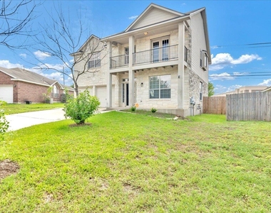 1402 Grafton Ln - Photo Thumbnail 2