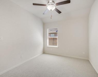 3316 Amerigo Pl - Photo Thumbnail 13