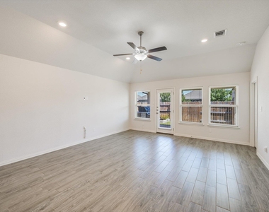 3316 Amerigo Pl - Photo Thumbnail 6