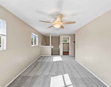 3112 Crownover St - Photo Thumbnail 9