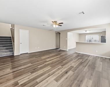 3112 Crownover St - Photo Thumbnail 5