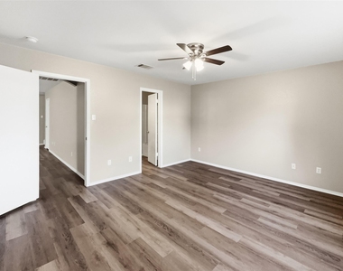 3112 Crownover St - Photo Thumbnail 18