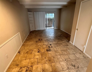 1725 Toomey Rd - Photo Thumbnail 3