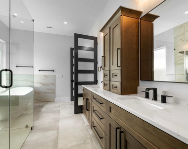 14804 Arrowhead Dr - Photo Thumbnail 9