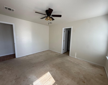 241 Carriage Way - Photo Thumbnail 12
