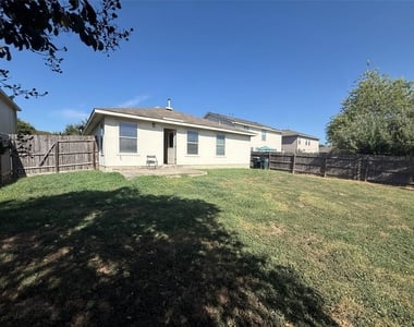 241 Carriage Way - Photo Thumbnail 16