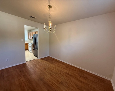 241 Carriage Way - Photo Thumbnail 8