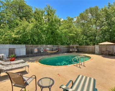 6109 Bullard Dr - Photo Thumbnail 33