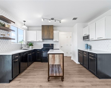 329 Prairie Verbena Dr - Photo Thumbnail 6