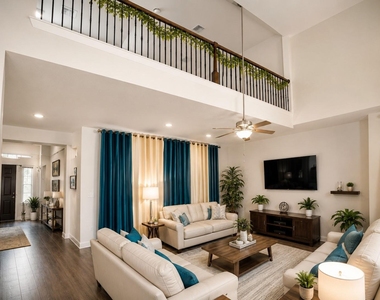 813 Palamos Dr - Photo Thumbnail 6