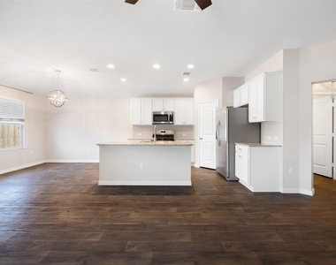 117 Cranbrook Ln - Photo Thumbnail 10