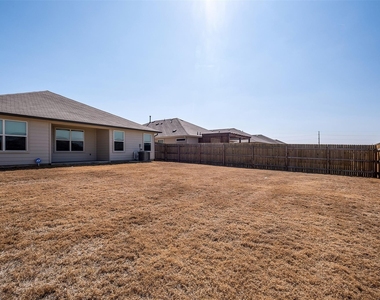 117 Cranbrook Ln - Photo Thumbnail 23