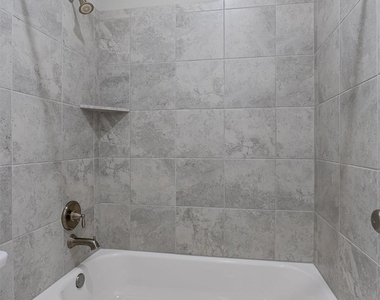 404 Miracle Rose Way - Photo Thumbnail 33