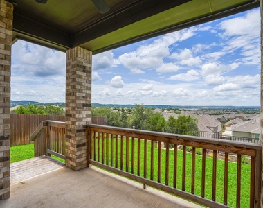 8009 Copper Prairie Bnd - Photo Thumbnail 29