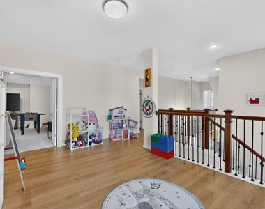 4010 Flowstone Ln - Photo Thumbnail 16