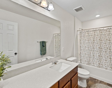 2950 E Old Settlers Blvd - Photo Thumbnail 19