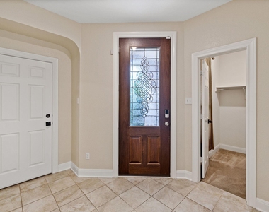 2950 E Old Settlers Blvd - Photo Thumbnail 2