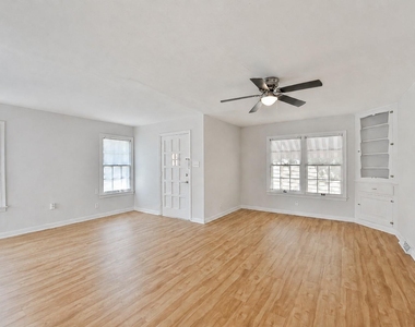 1008 Milam Pl - Photo Thumbnail 6