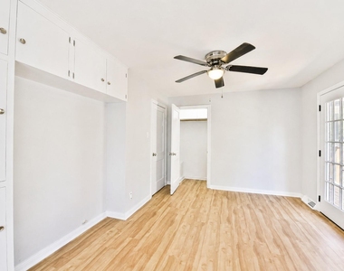 1008 Milam Pl - Photo Thumbnail 14