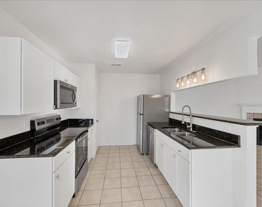 421 Fantail Loop - Photo Thumbnail 1