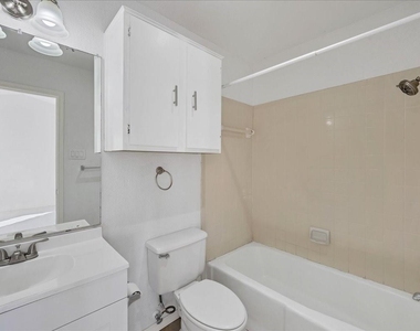 421 Fantail Loop - Photo Thumbnail 8