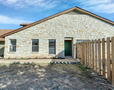 421 Fantail Loop - Photo Thumbnail 19