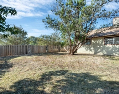 421 Fantail Loop - Photo Thumbnail 15