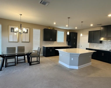 4600 Colmar Dr - Photo Thumbnail 6