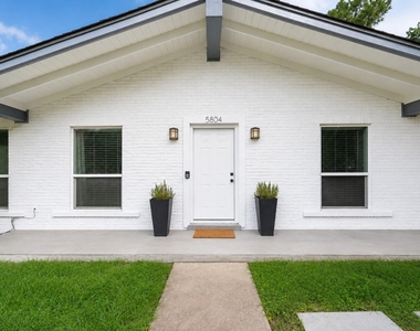 5804 Gloucester Ln - Photo Thumbnail 1