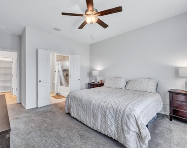717 Friars Tuck Dr - Photo Thumbnail 19