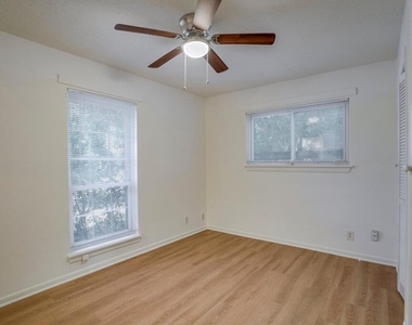 509 Treys Way - Photo Thumbnail 16
