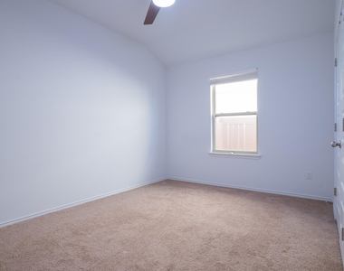 345 Horsemint Way - Photo Thumbnail 26
