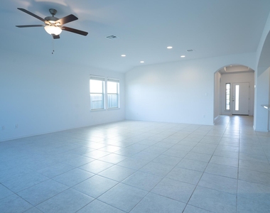 345 Horsemint Way - Photo Thumbnail 8