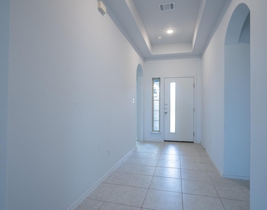 345 Horsemint Way - Photo Thumbnail 19