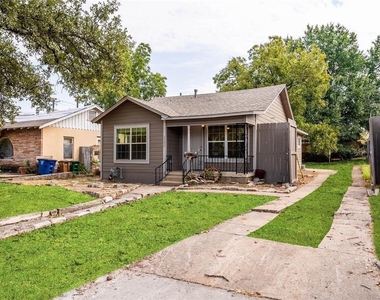 3103 E 16th St - Photo Thumbnail 8