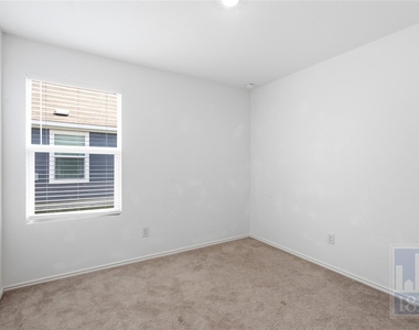 612 Clear Sky Dr - Photo Thumbnail 16