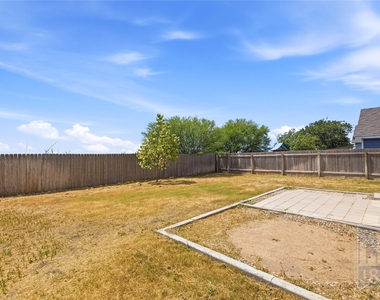 612 Clear Sky Dr - Photo Thumbnail 21