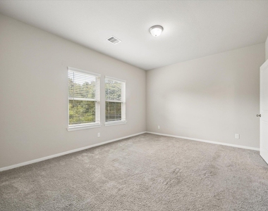 4907 Fairwater Ct - Photo Thumbnail 15