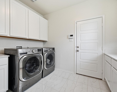 200 Auburn St - Photo Thumbnail 17