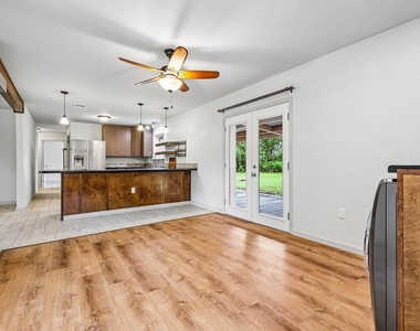 410 Magnolia St - Photo Thumbnail 13