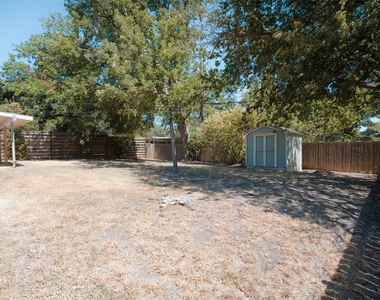 1404 Briarcliff Blvd - Photo Thumbnail 21