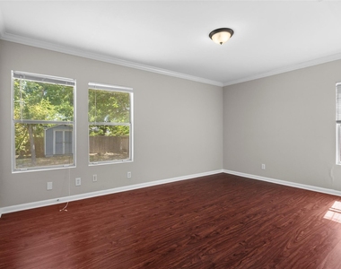 1404 Briarcliff Blvd - Photo Thumbnail 14