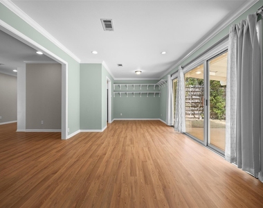 1404 Briarcliff Blvd - Photo Thumbnail 4