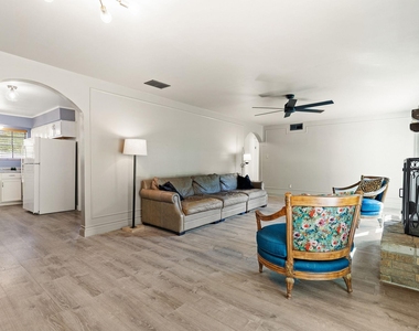 600 Pintail Ln - Photo Thumbnail 7