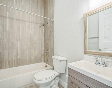 4507 E Martin Luther King Jr Blvd - Photo Thumbnail 3