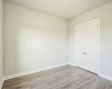 4507 E Martin Luther King Jr Blvd - Photo Thumbnail 9