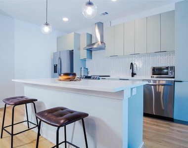 2500 Longview St - Photo Thumbnail 11