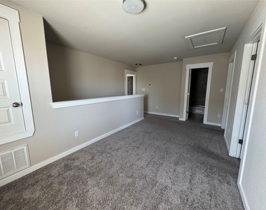 249 Trellis Blvd - Photo Thumbnail 11