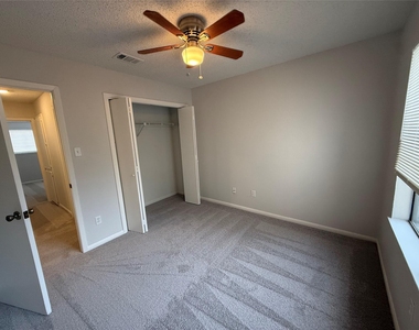 8909 Schick Rd - Photo Thumbnail 4