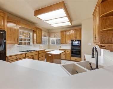 2550 County Road 233 - Photo Thumbnail 12